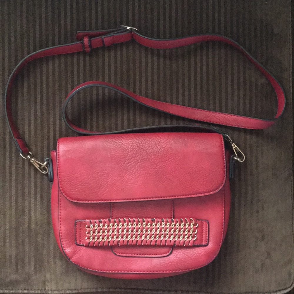 Red shoulder length MMS purse!